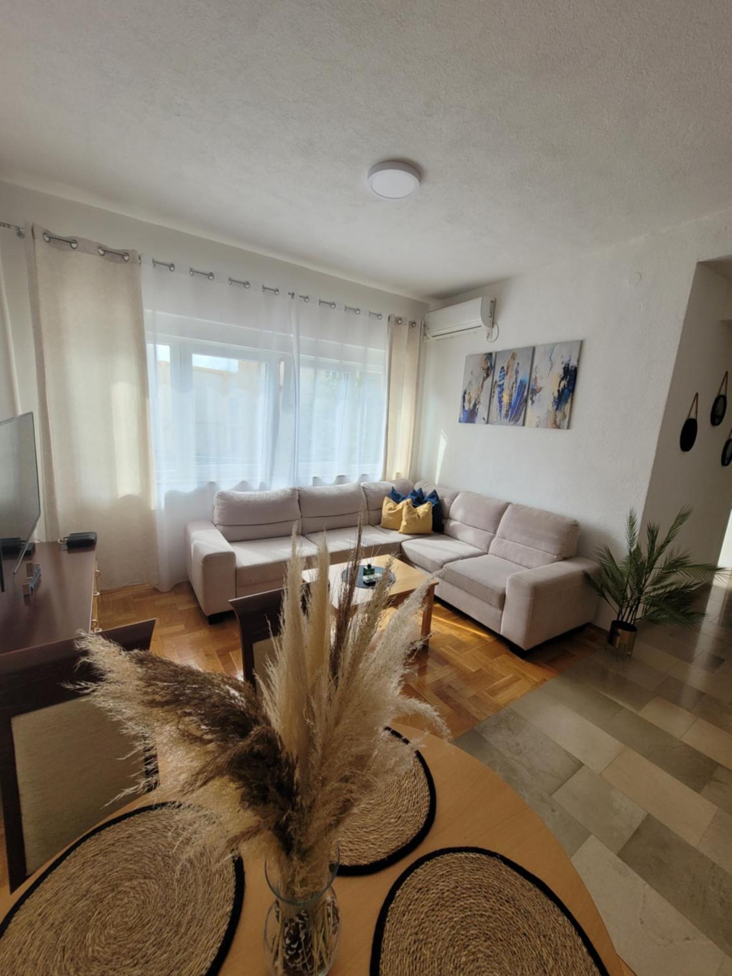 Apartman Natasa Trebinje Luaran gambar