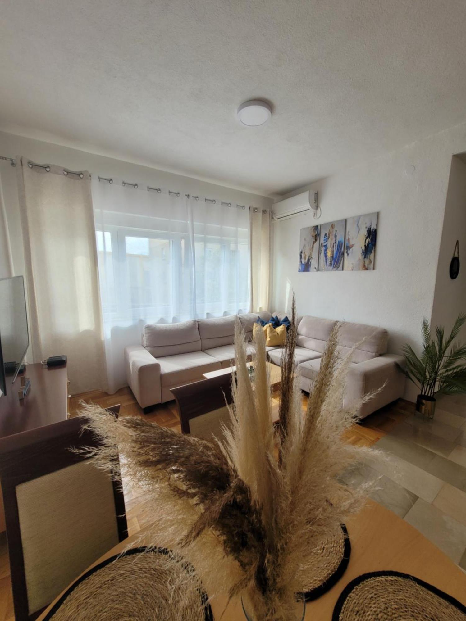 Apartman Natasa Trebinje Luaran gambar